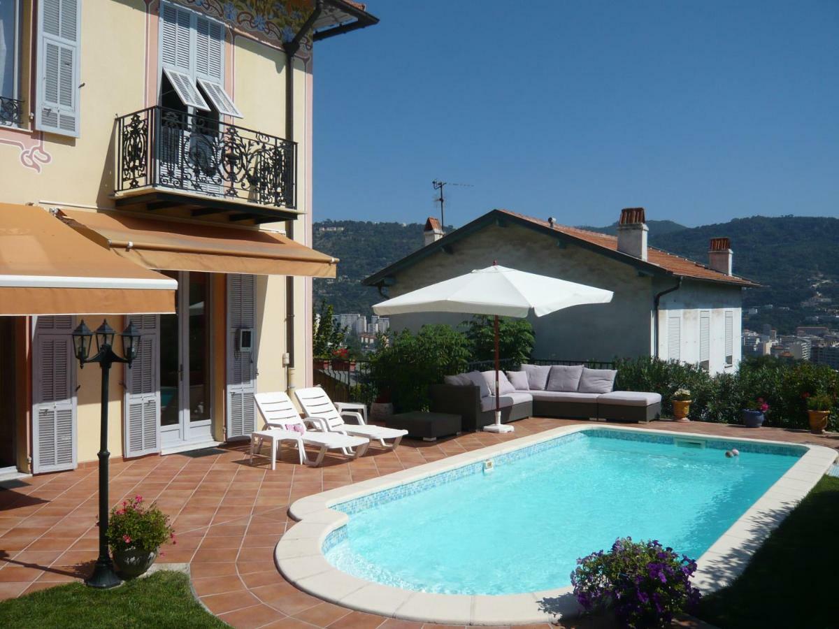 Les Pervenches *